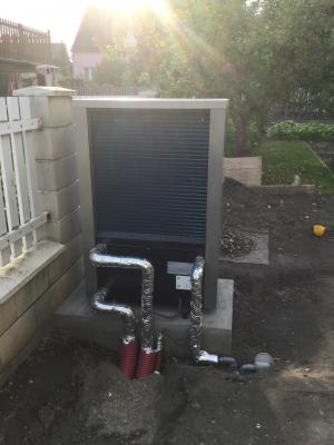 IVT AIRX 90 + AIRBOX E 50 - 90 + zásobník IVT DS 200 R
